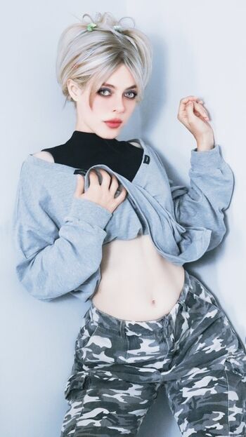 Kirsten Ria