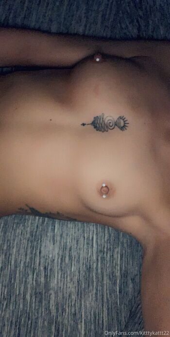 kitttykattt22