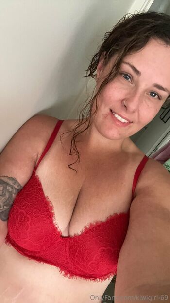 kiwigirl-69