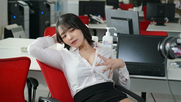 Koibuchi Momona