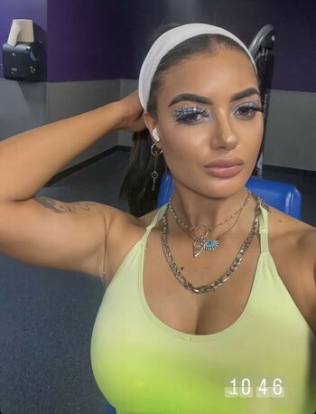 Krystaleeliz