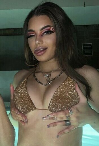 Krystaleeliz