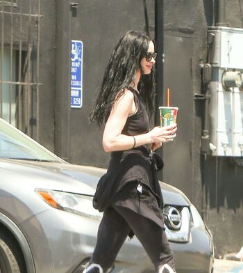 Krysten Ritter