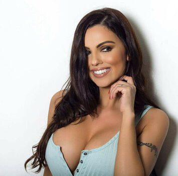 Krystle Lina