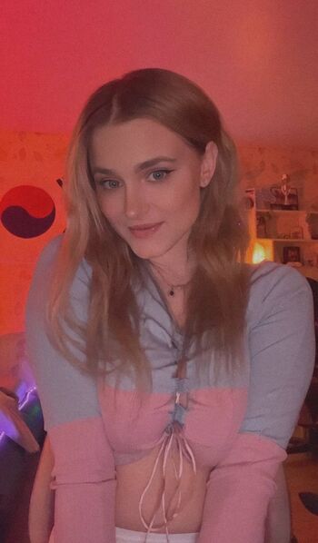 Ksenia Modestal