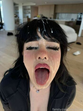 laararose