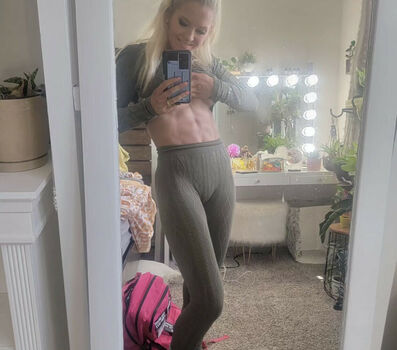Lacey Evans