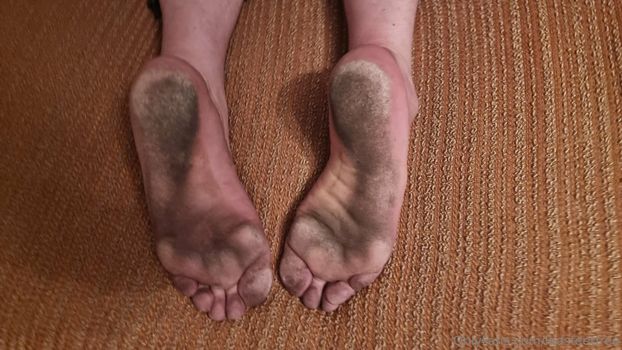 ladsfeetfree