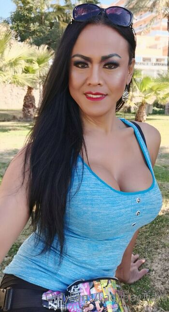 ladyboytiara