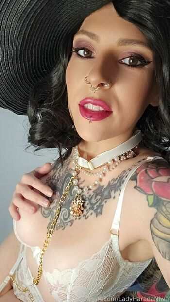 LadyHaradaNiwa