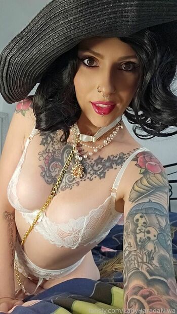 LadyHaradaNiwa