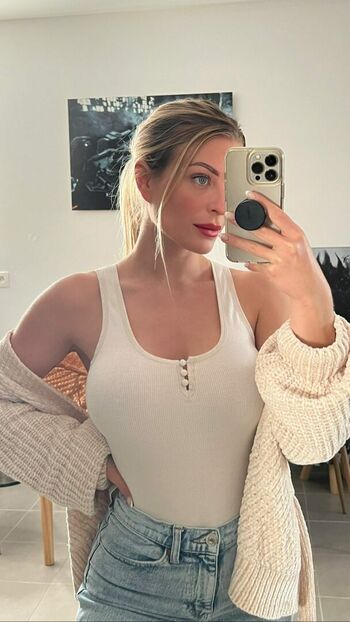 Lana Athena