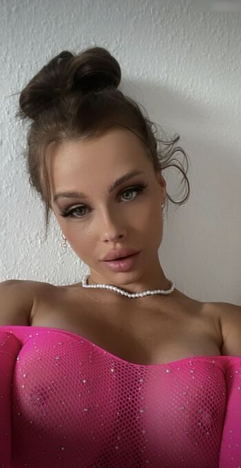 Lara.bttn