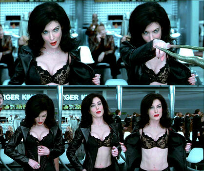 Lara Flynn Boyle