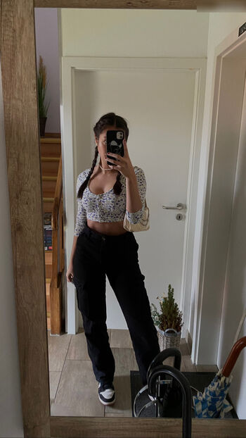 Lara Held