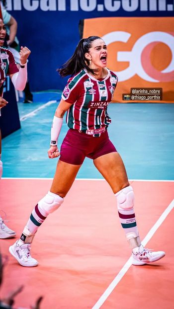 Lara Nobre
