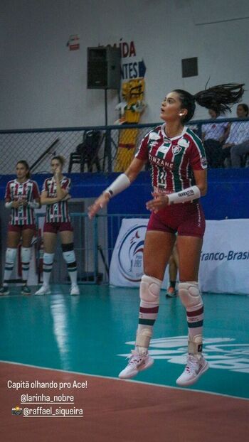 Lara Nobre