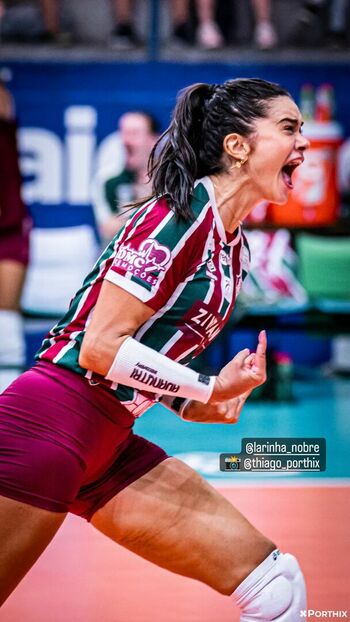 Lara Nobre