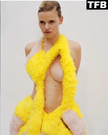 Lara Stone