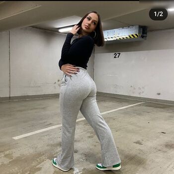 Lara_tepper