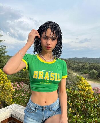 Larissa Kimberly