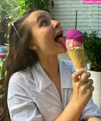 Larissa Manoela