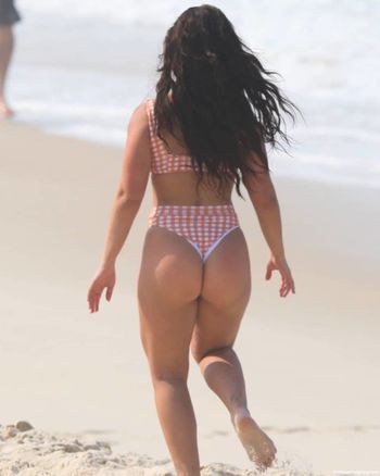 Larissa Manoela