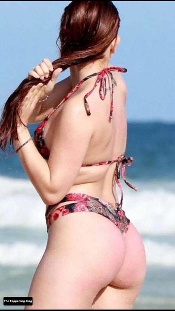 Larissa Manoela