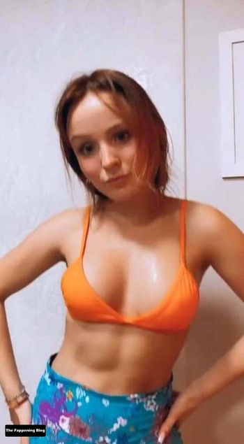 Larissa Manoela