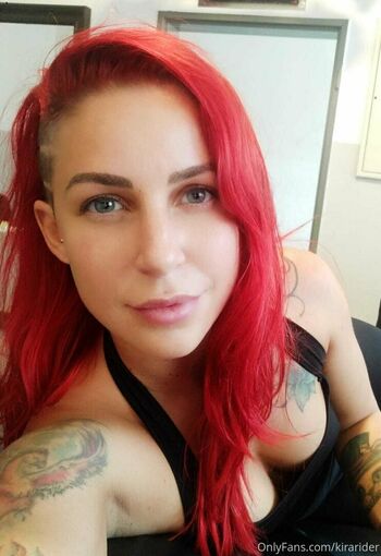 larraphoenix