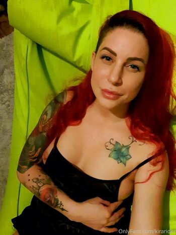 larraphoenix