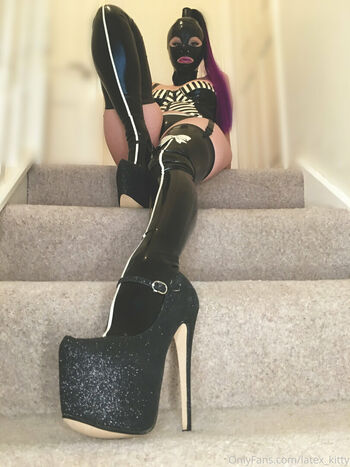 latex_kitty