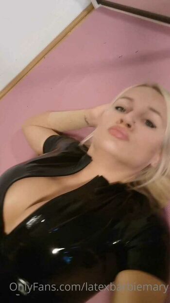 Latexbarbiemary