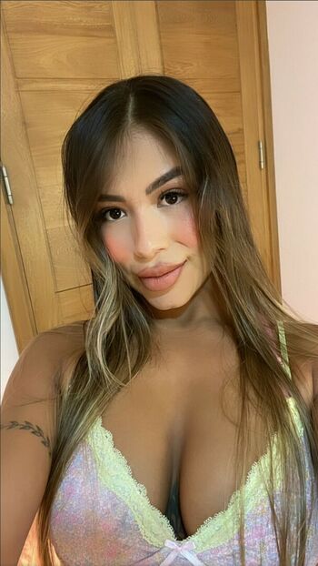 _laura_02