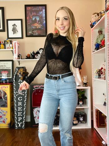 Laura Allie