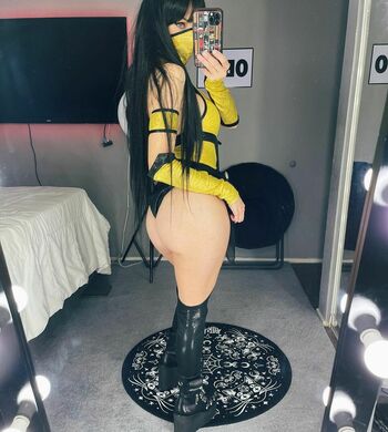 Laura Amuyus