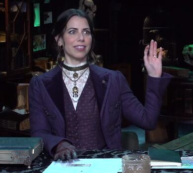 Laura Bailey