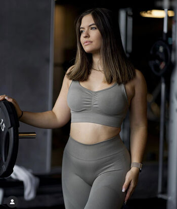 Laura Becker