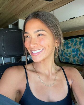 Laura Elizabeth Woo