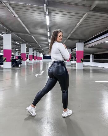 Laura Haberl