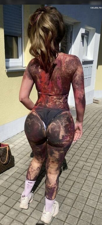 Laura Liana Jane
