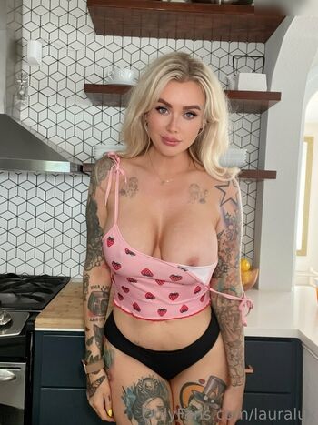 Laura Lux