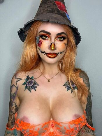 Laura Lux