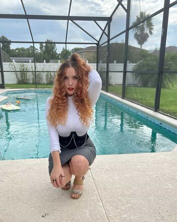 Laura Marie