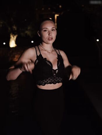 laura__pkr