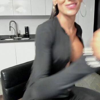 Laura Saenz