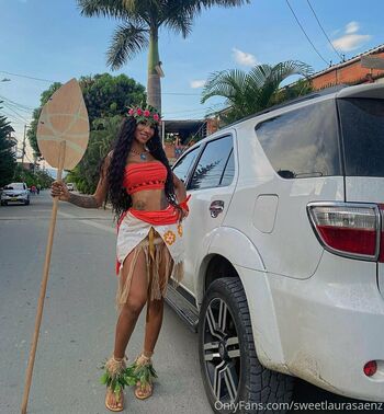 Laura Saenz