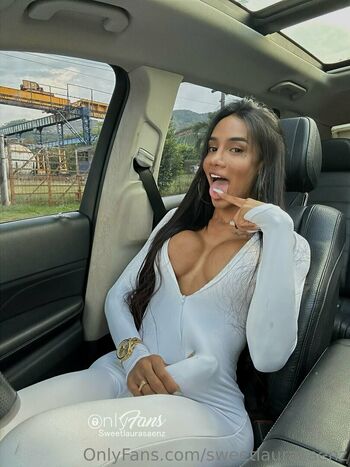 Laura Saenz