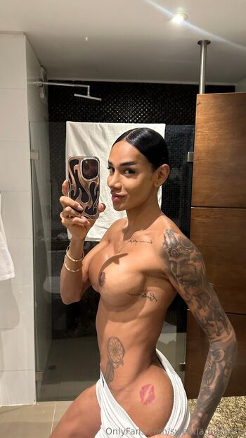 Laura Saenz