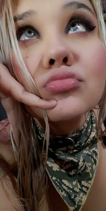 laura_takint